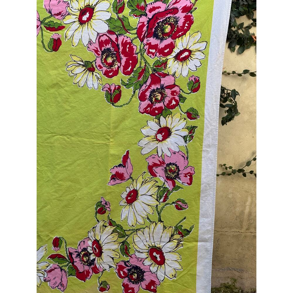 Vtg 1950s Floral Cotton Tablecloth Chartreuse Lime Green Red Pink Retro 52x64 - Picture 6 of 6